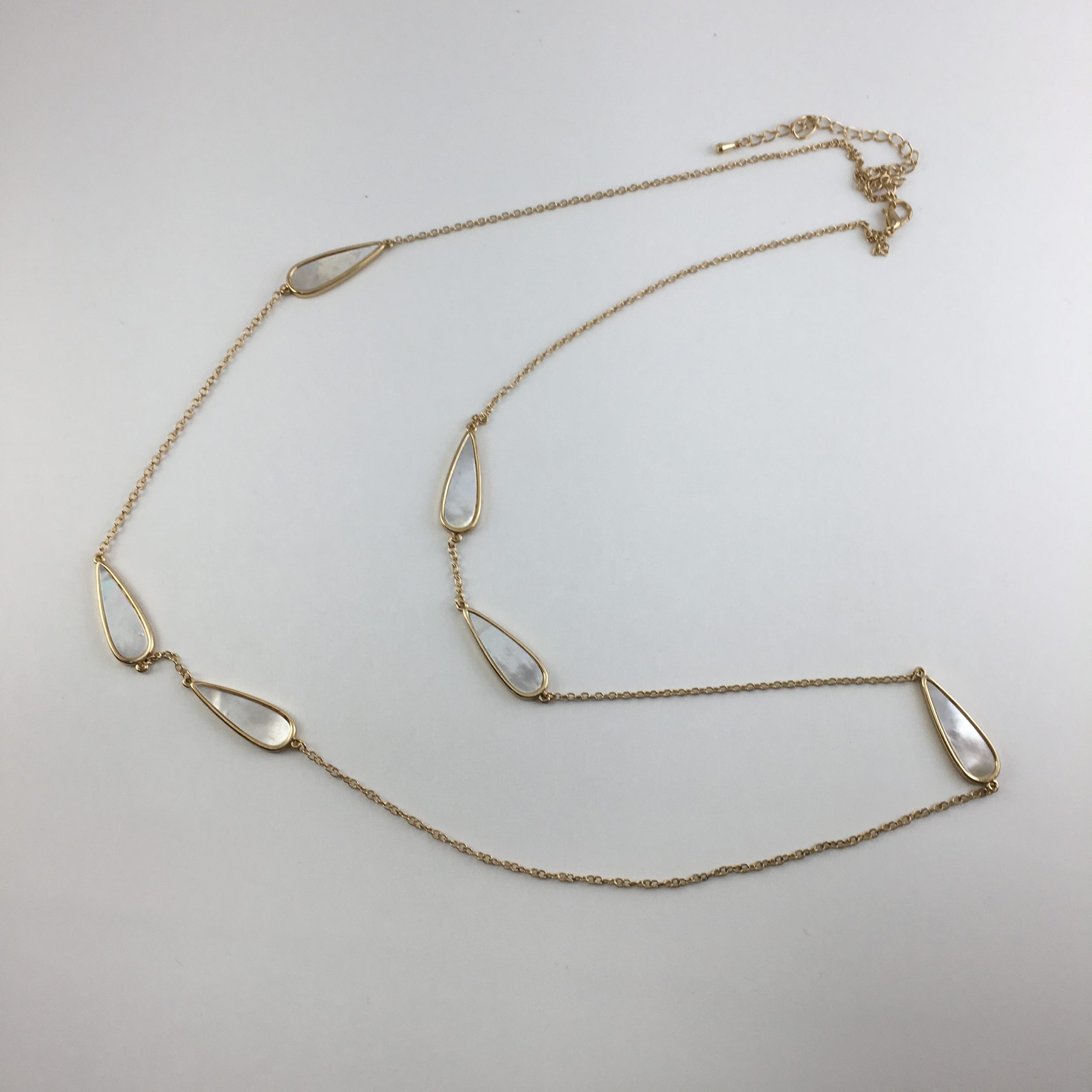teardrop pearl necklace